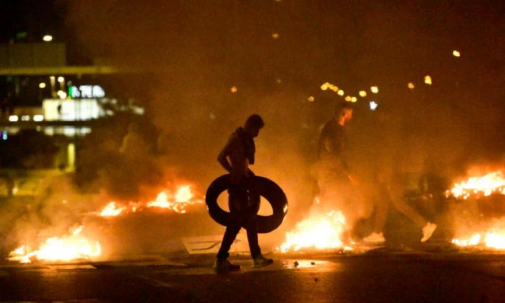 Ένα βήμα πριν την μεγάλη έκρηξη στο Μάλμοε-Ξυλοκοπήθηκε 11χρονος με σταυρό